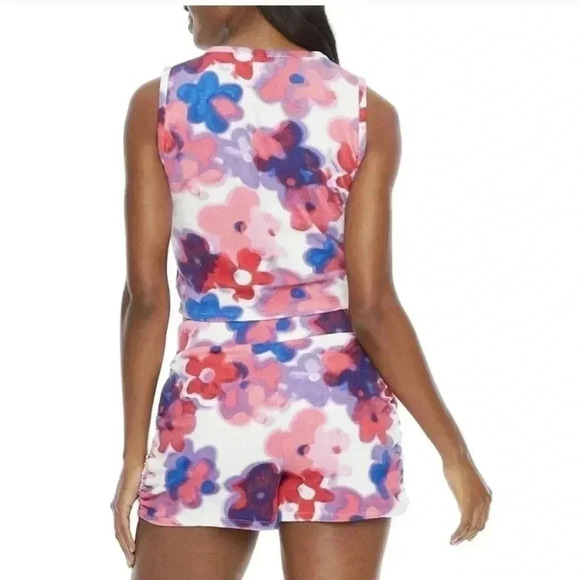 NWT JUICY COUTURE Camisole (Small) and Short (Large) Floral 70' Pattern Towel - Picture 3 of 14